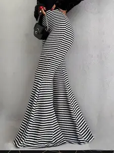 Women's Striped Print Flared Leg Pants, Casual Comfy High Waist Trousers for Daily Wear, Ladies Bottoms for All Seasons
