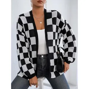 Color blocked checkered oversized casual sweater, fashionable and loose, with unique pattern design, perfect for daily wear