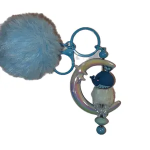whale ketchain with pompom