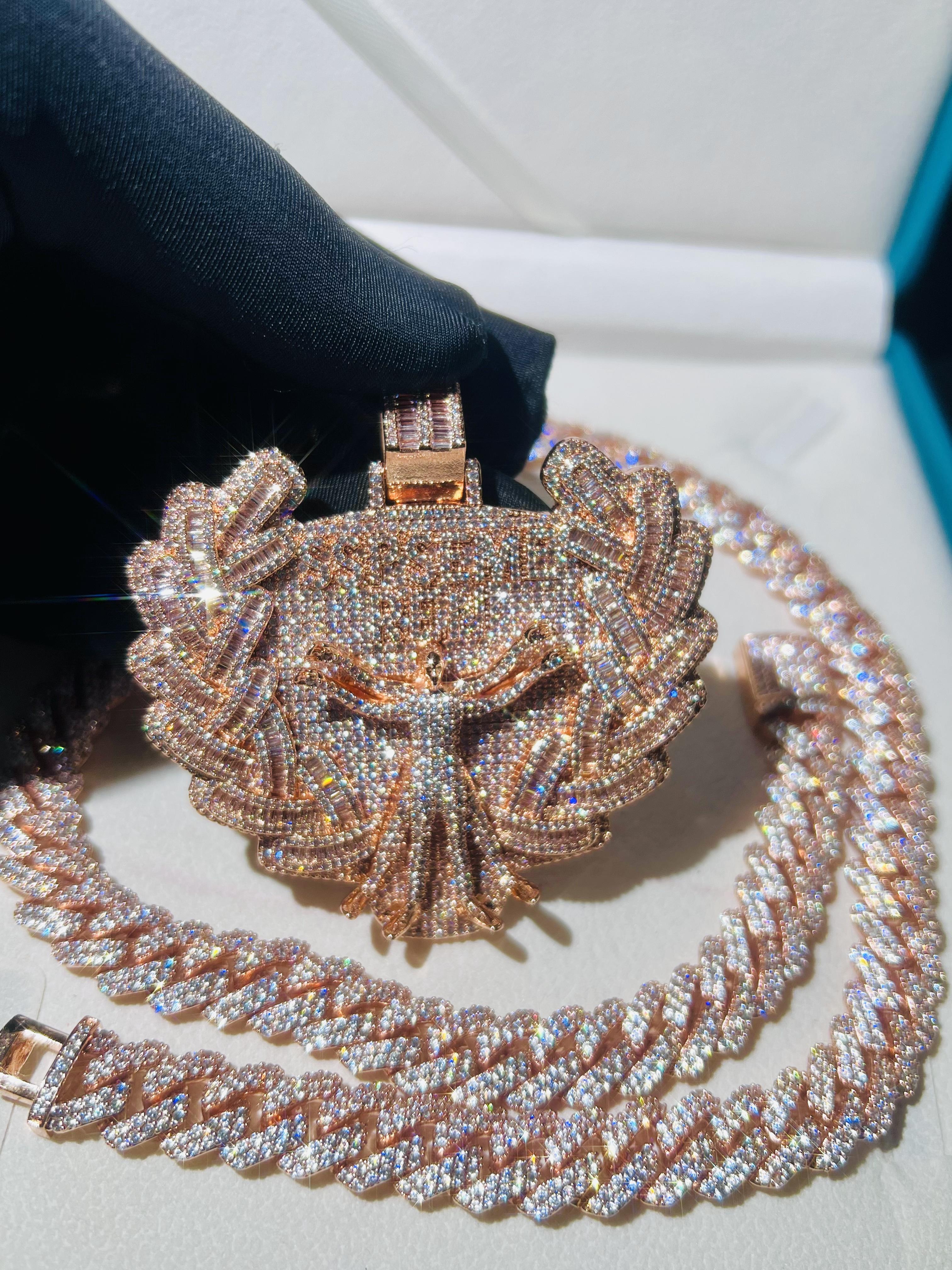 Custom Jesus Pendant VVS Ice Feeling Badge High-End Luxury Diamond Pendant Rose Gold Custom Symbol Pendant Hip-Hop Anniversary Gift