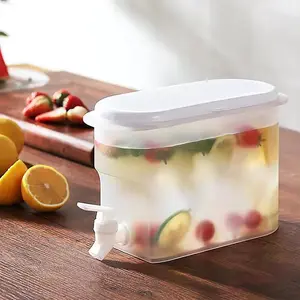 Plastic beverage dispenser with spout, leak-proof plastic drinking fountain with lid, suitable for parties and bars, refrigerator-chilled juice lemonade dispenser, liquid beverage container, for family outdoor parties (2-piece set)