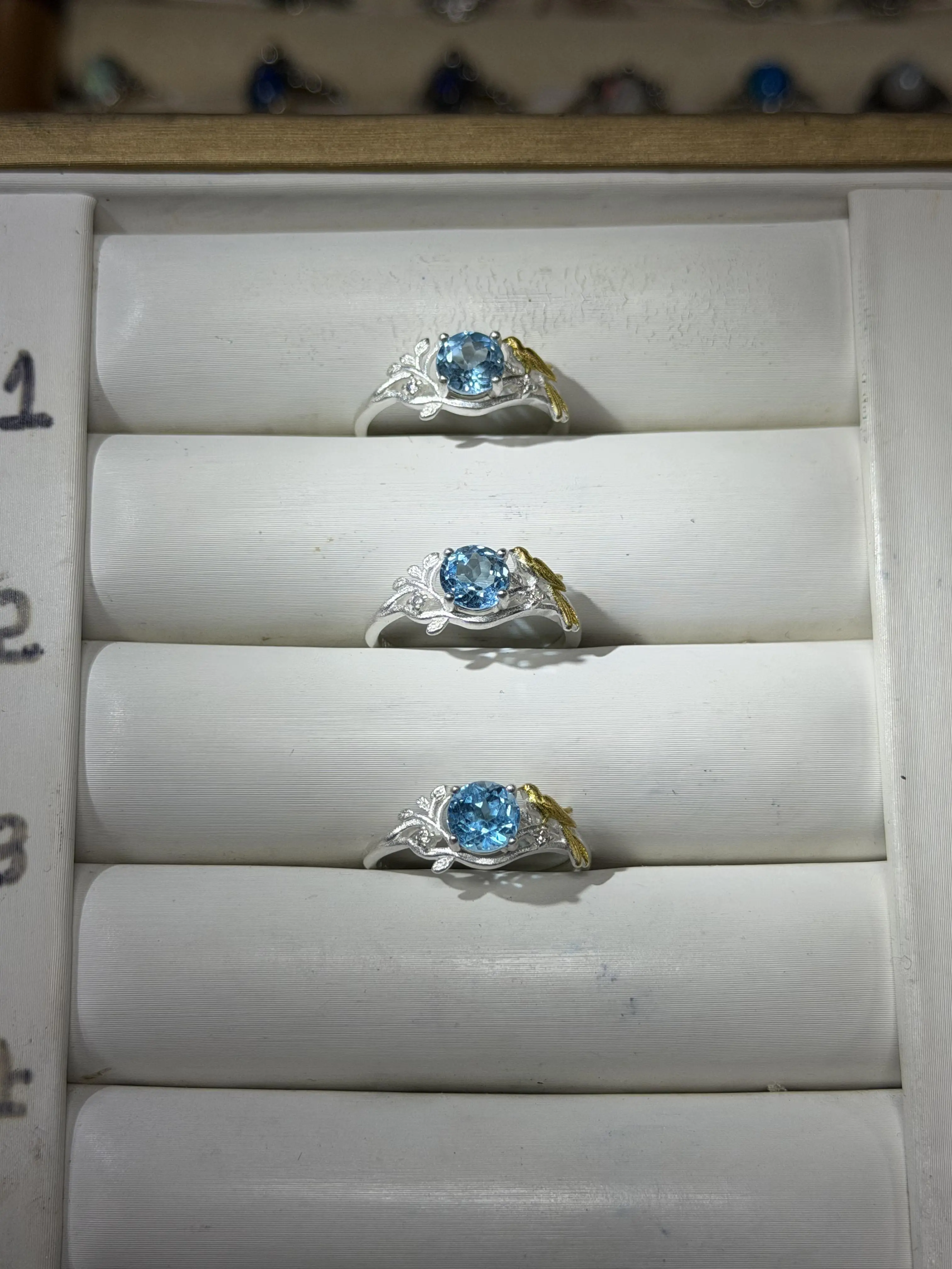 Raya(19525)gc.Round Blue Topaz Two-Tone 925 Sterling Silver Bird Ring