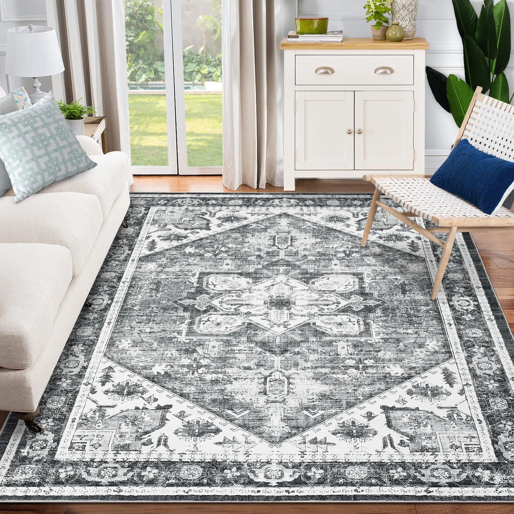【GARVEE】Washable Vintage Printed Area Rug, 5x7 Low Pile Soft Rug with Non-Slip Rubber Backing, Ideal for Living Room, Bedroom, Kitchen, and Dining Room, Easy to Clean and Durable