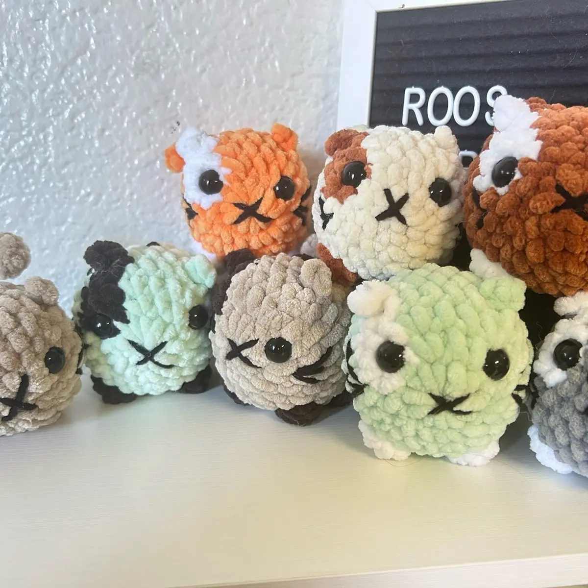 Handmade crochet mini chunky cat
