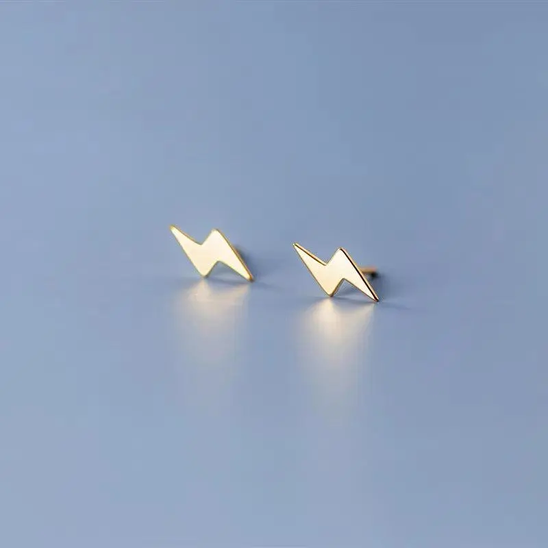s925 sterling silver Tiny Lightning Stud Earrings，Minimalist Simple Unique Earrings for galentine‘s party valentine’s day gift，fashion zirconia earrings，anniversary holiday jewelry，gift for women