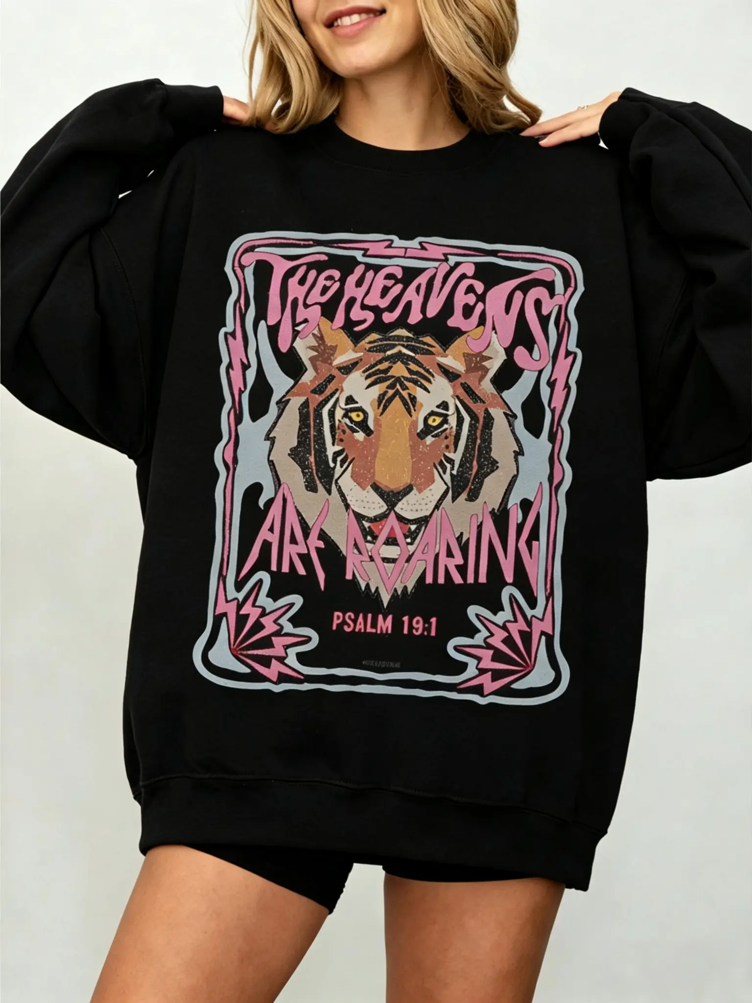 Women's The Heavens Are Roaring Graphic Casual Tops, Lady's Everyday Sweatshirt Apparel
