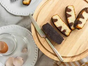 la nostalgia foods marble cake