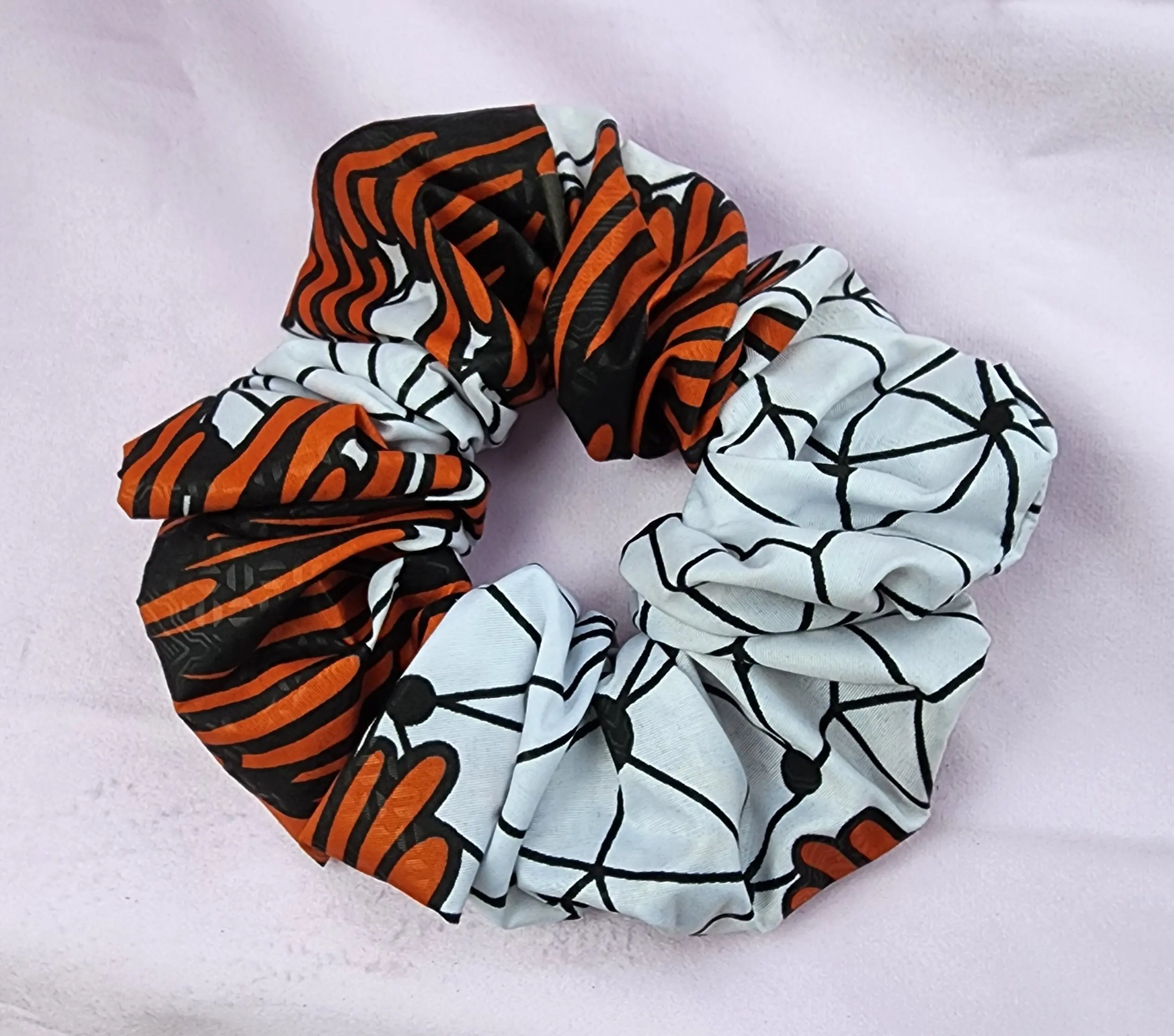 Tobi XXL African Print scrunchie