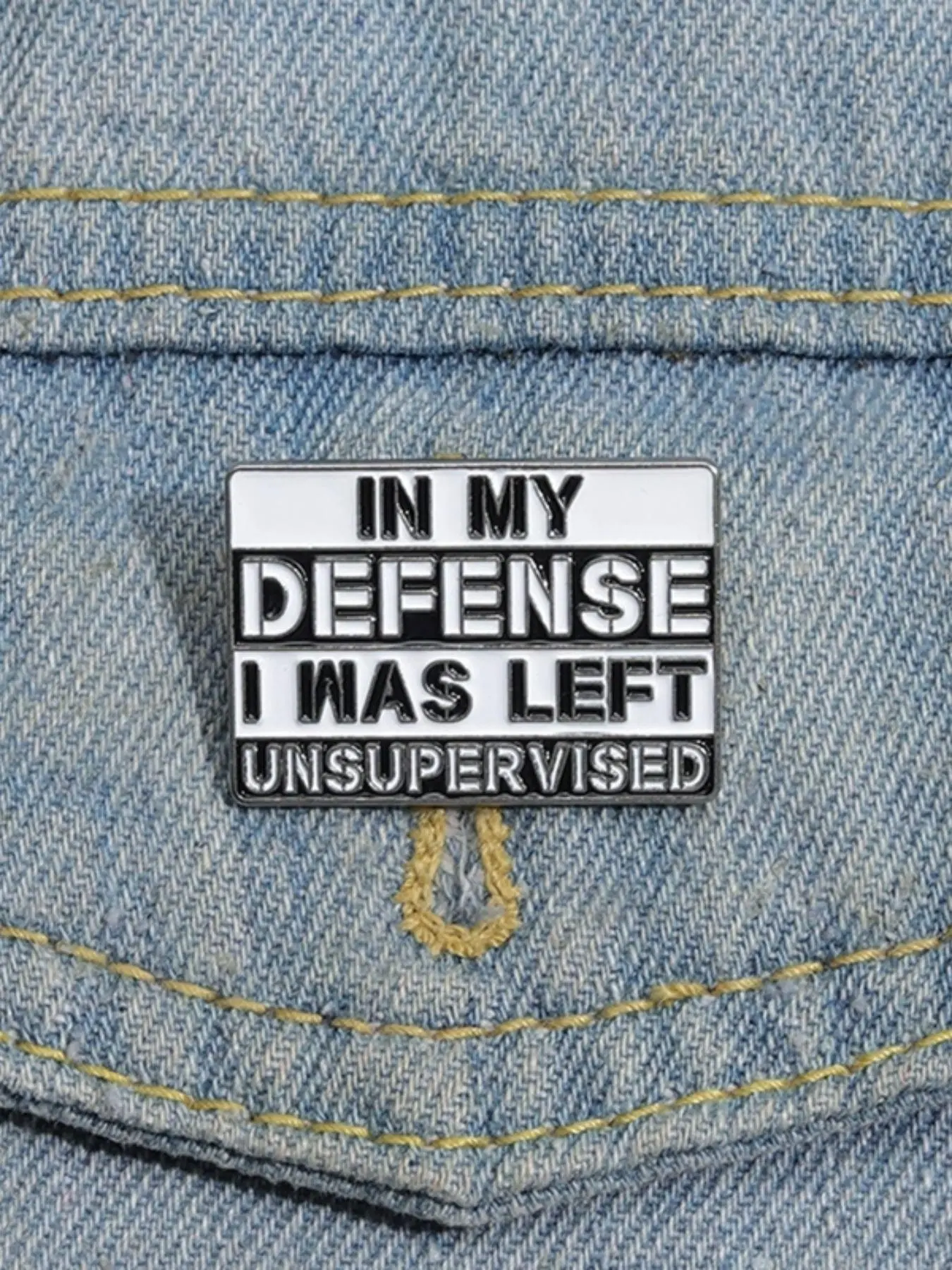 In My Defense I Was Left Unsupervised Slogan Enamel Pin, Lapel Pin, Fashion Brooch, Brooch Pins for Daily Clothing Decor, Trendy All-match & Exquisite Brooch for Birthday Gift, Men Accessories, Fashion Accessory