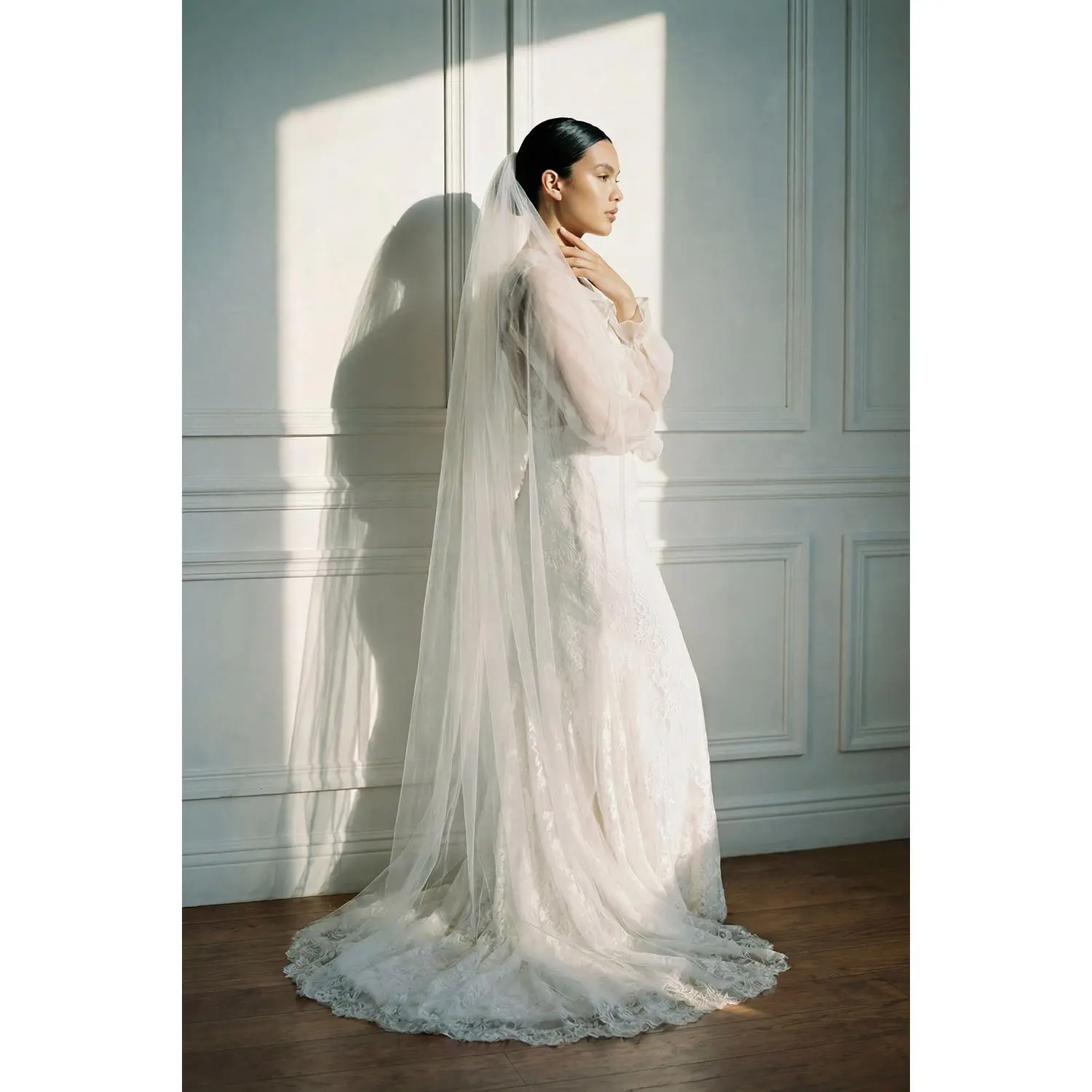 JOLI FLOOR LENGTH PLAIN VEIL