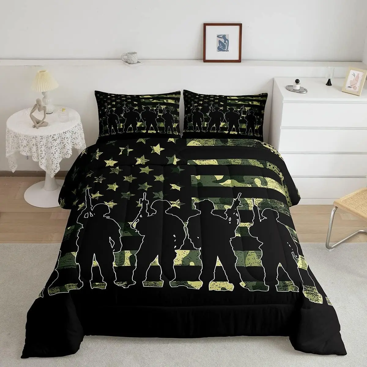Feelyou Military-Style Bedding Set - Comfy Printed Bed Cover Set with American Flag, Army Green Camouflage Duvet, Quilted Comforter and Adult Male Soldier Silhouettes, Comfy Bedding Set, Printed Bedding Set