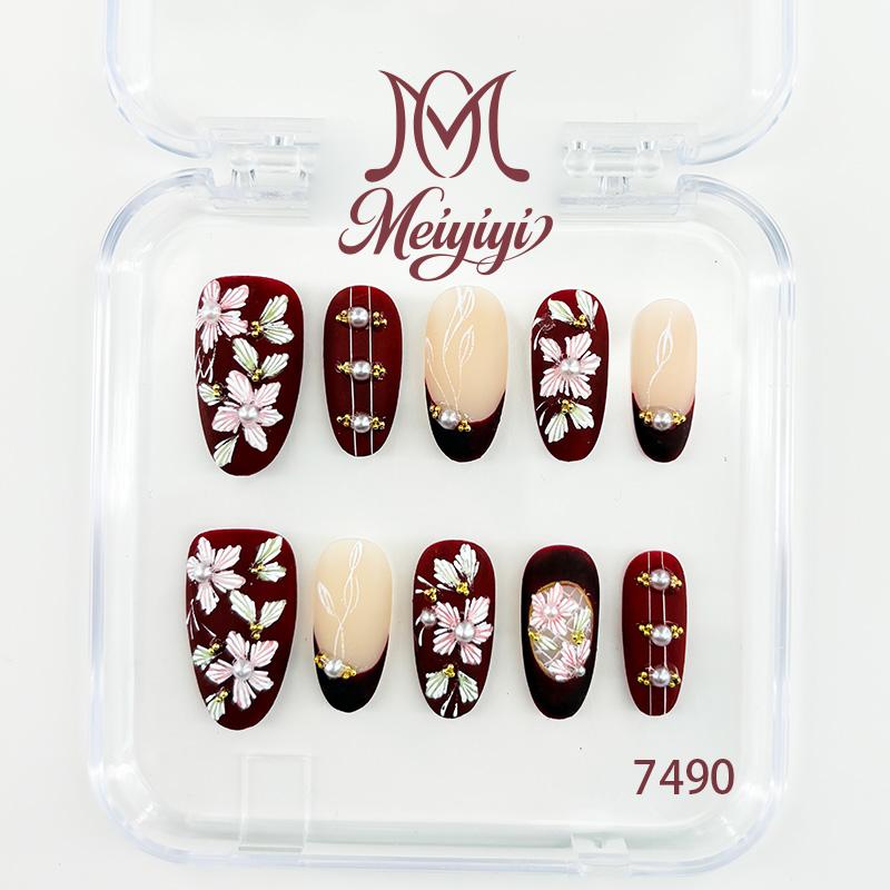 .DP.7490.Embroidery Style Wearable Nails
