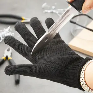 Heavy-Duty Cut-Resistant Gloves: Metal Mesh Anti-Puncture, Breathable & Non-Slip for Kitchen, Outdoor Work, Industrial Repair, Butchery - Durable, Flexible Touch Protection.