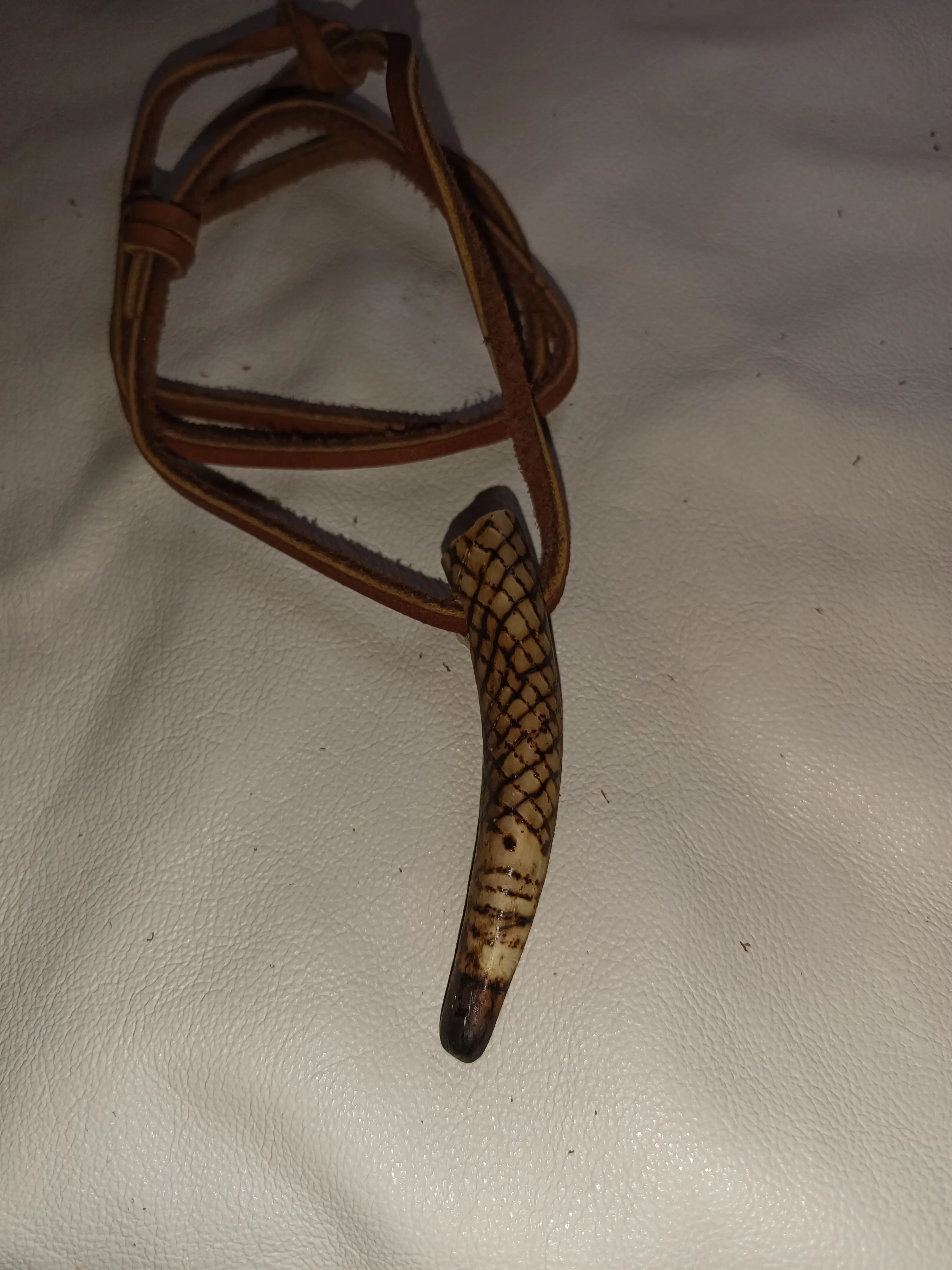 Antler point necklace (rattlesnake)