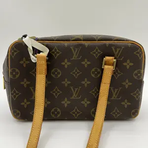Pre-owned Louis Vuitton leather camera bag