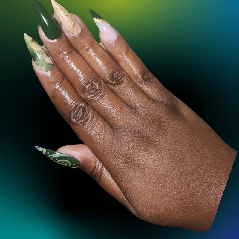 Affirm Me (BossLady) PRESS-ON 25pc Set Stilletto Shape , Hunter  Green, Gold flakes, 3D Art Nail Care Nail Polish Cosmetic Manicure Nail Art Cutics