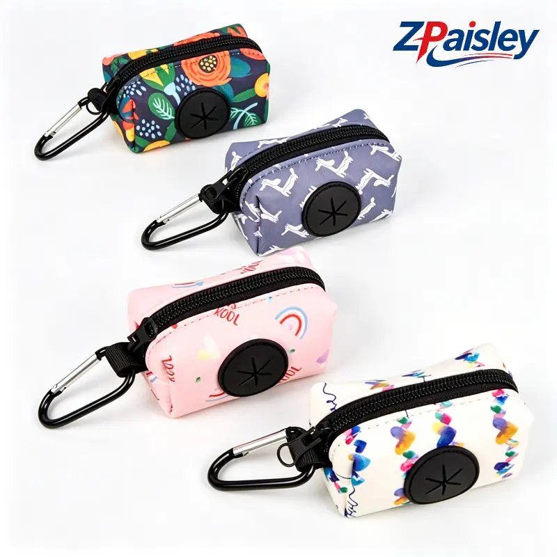 1Pc/2Pcs Cute Print Dog Poop Bag Holder with Carabiner Clip, Portable Pet Waste Bag Dispenser Pouch, Leash Attachment Doggy Bag Organizer for Walking Hiking Dog Supplies