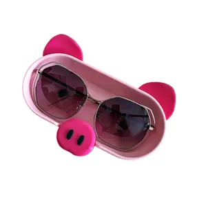 Pig Eyeglass Tray - Adorable Animal Friend Eyeglass Tray - Cute 3D Printed Holder for Glasses - Fun Nightstand Organizer