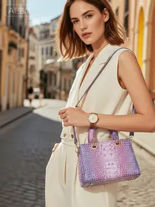 Elegant Colorful Crocodile Pattern Women's Handbag, Fashionable Handbag, Stylish Ladies' Shoulder Bag, Perfect for Daily Use and Special Occasions