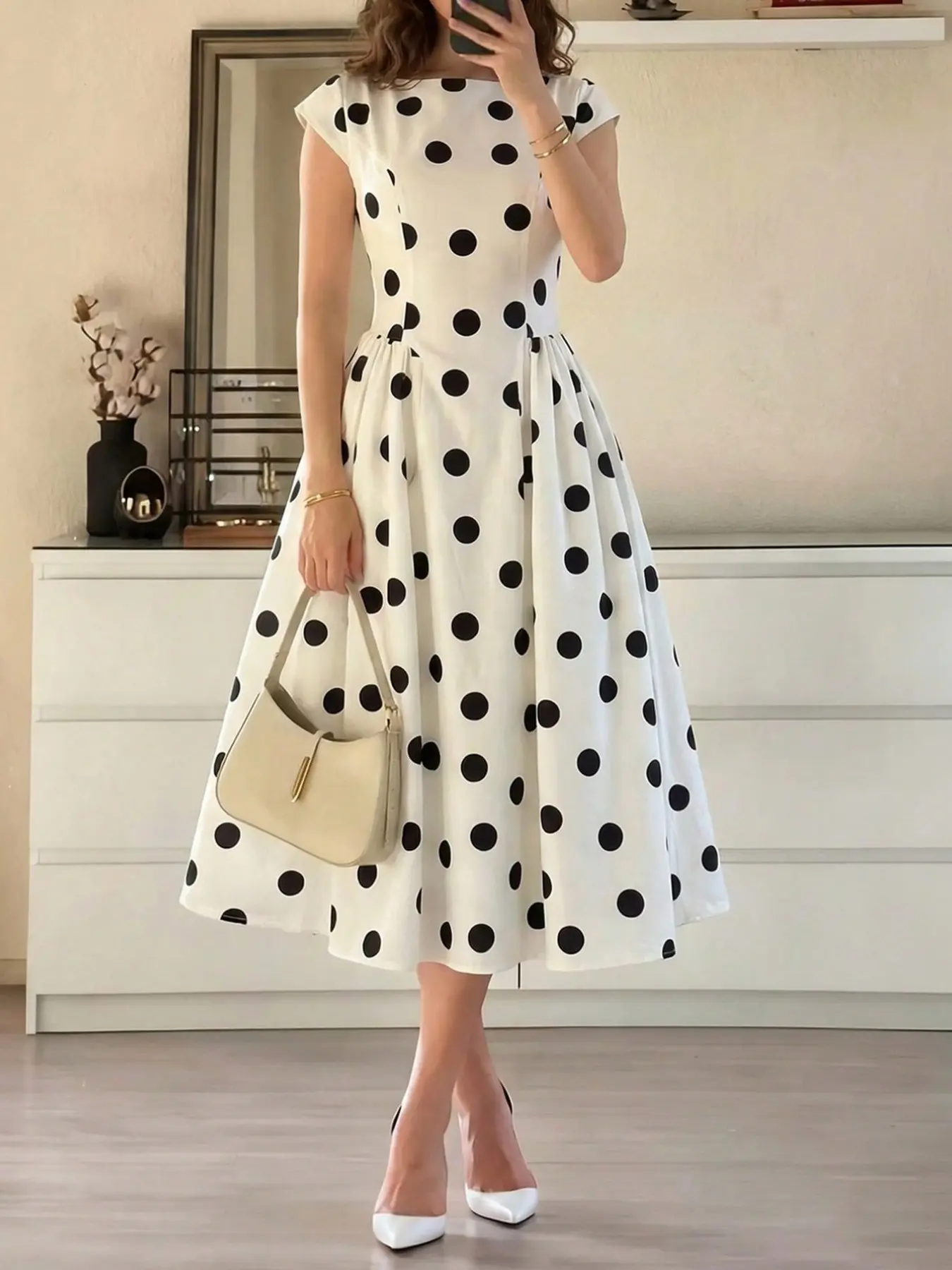 Women's Casual Polka Dot Long Dress, Bubble Sleeve, Round Neck, Elegant Feminine French Vintage Style, Perfect for Weddings, Dates, Picnics, Spring Summer