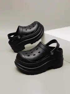 Women's Punk Style Hole Shoes, Eva Material Chain Print, Comfortable Garden Shoes, Thick Sole Design, All Seasons Wear