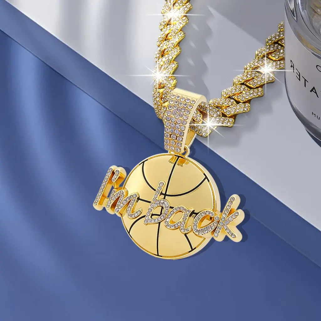 Personalized Letter I'm Back Basketball Pendant, Popular Hip-hop Style, Full Diamond Cuban Chain Necklace, Anti-fading, Anti-allergic and Durable, Suitable for Daily Wear and Gift.