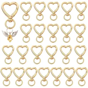 Cute Silver Heart Shaped Zinc Alloy Keychain Clip with Swivel Carabiner Clasps Snap Hooks for Backpack Handbag DIY Making Hanging Buckle