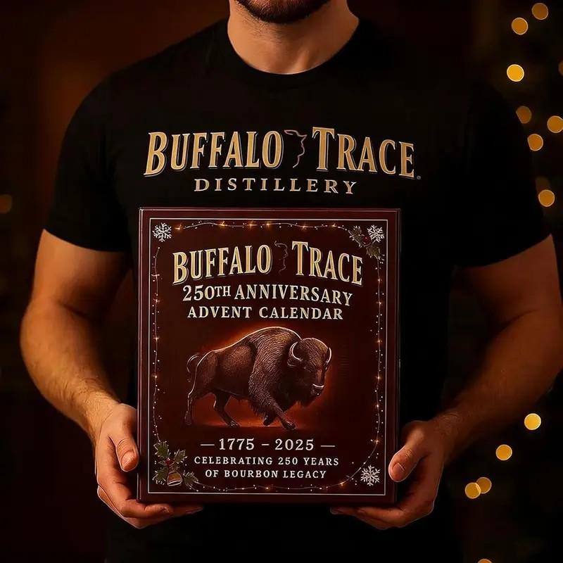 2025 Edition Christmas Countdown Gift Box – 24-Day Acrylic Mini Bottle Display Set（does not contain alcohol）, Power-Free Decorative Calendar for Home, Kitchen & Party Use