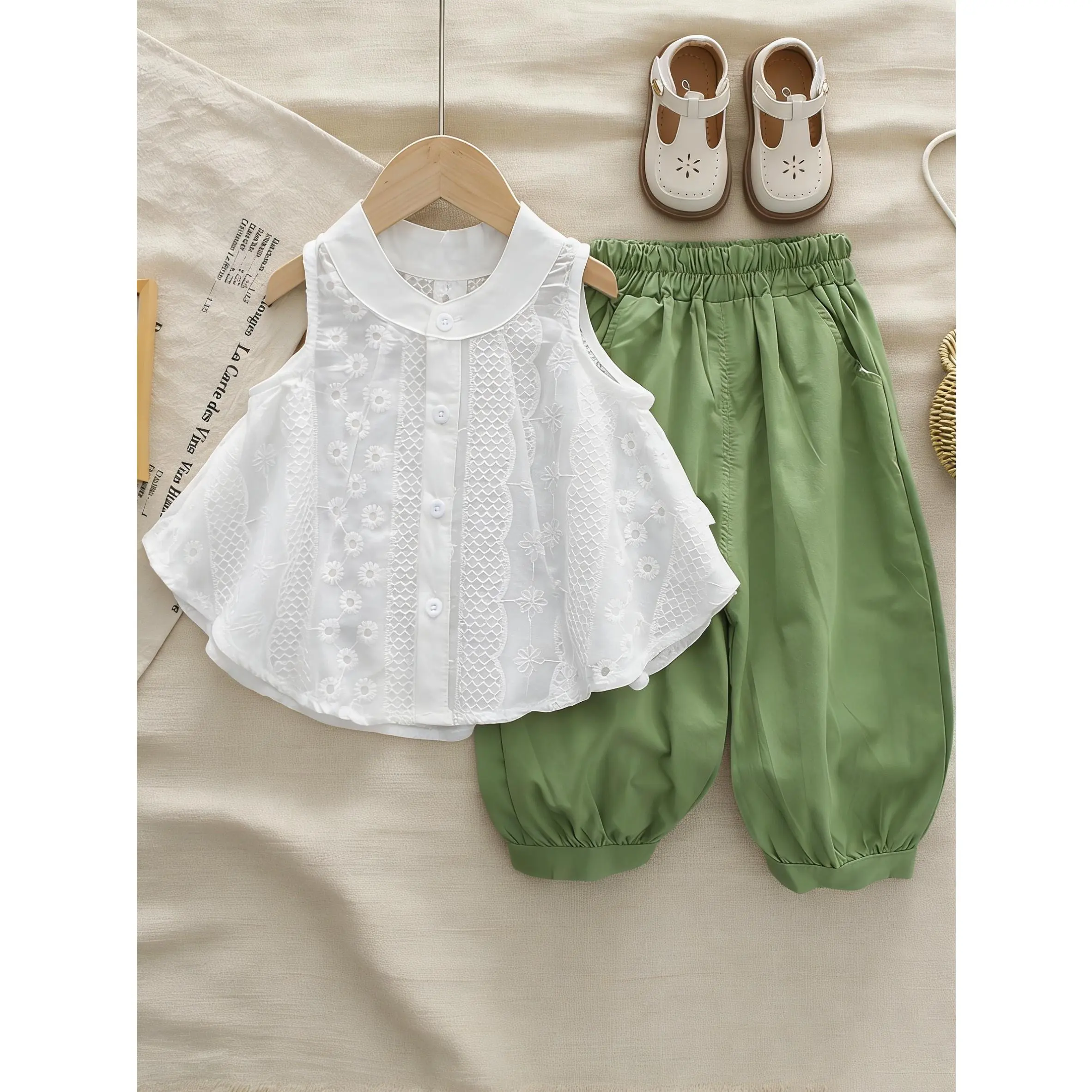 Boys' Casual 2-Piece Set - Daisy Cut-Out Single Breasted Shirt & Textured Green Bloomers, For Age 6 - 7 Years, Basic, All Seasons, Sweet Silhouette, Textured Fabric, Two-Pieces
