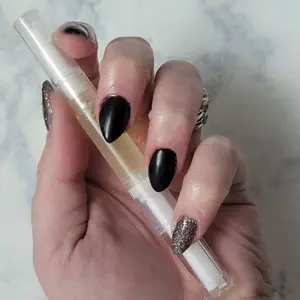 Christmas Garland Cuticle Oil, Fruity Nail Oil for Healthy Nails, Fruit Fragrance Nail Care