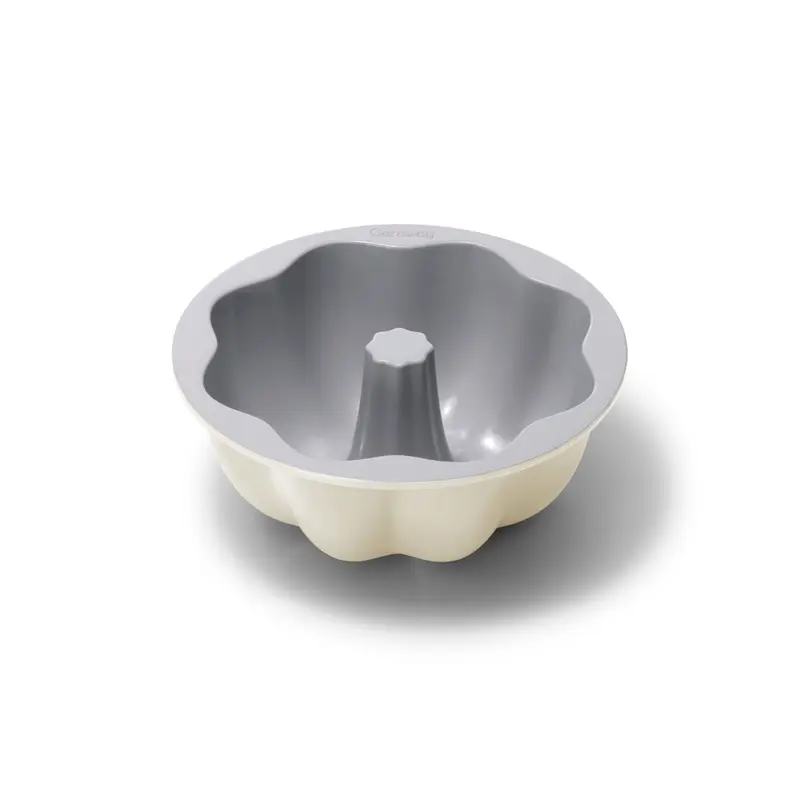 Fluted Cake Pan