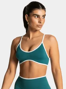 New Women's Color Block Sports Bra and Shorts Sporty Set, High Elastic Shaping Gym Wear for Yoga and Outdoor Training, Workout Sets, Sportswear Clothing, Perfect for All Seasons