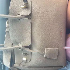review image 6