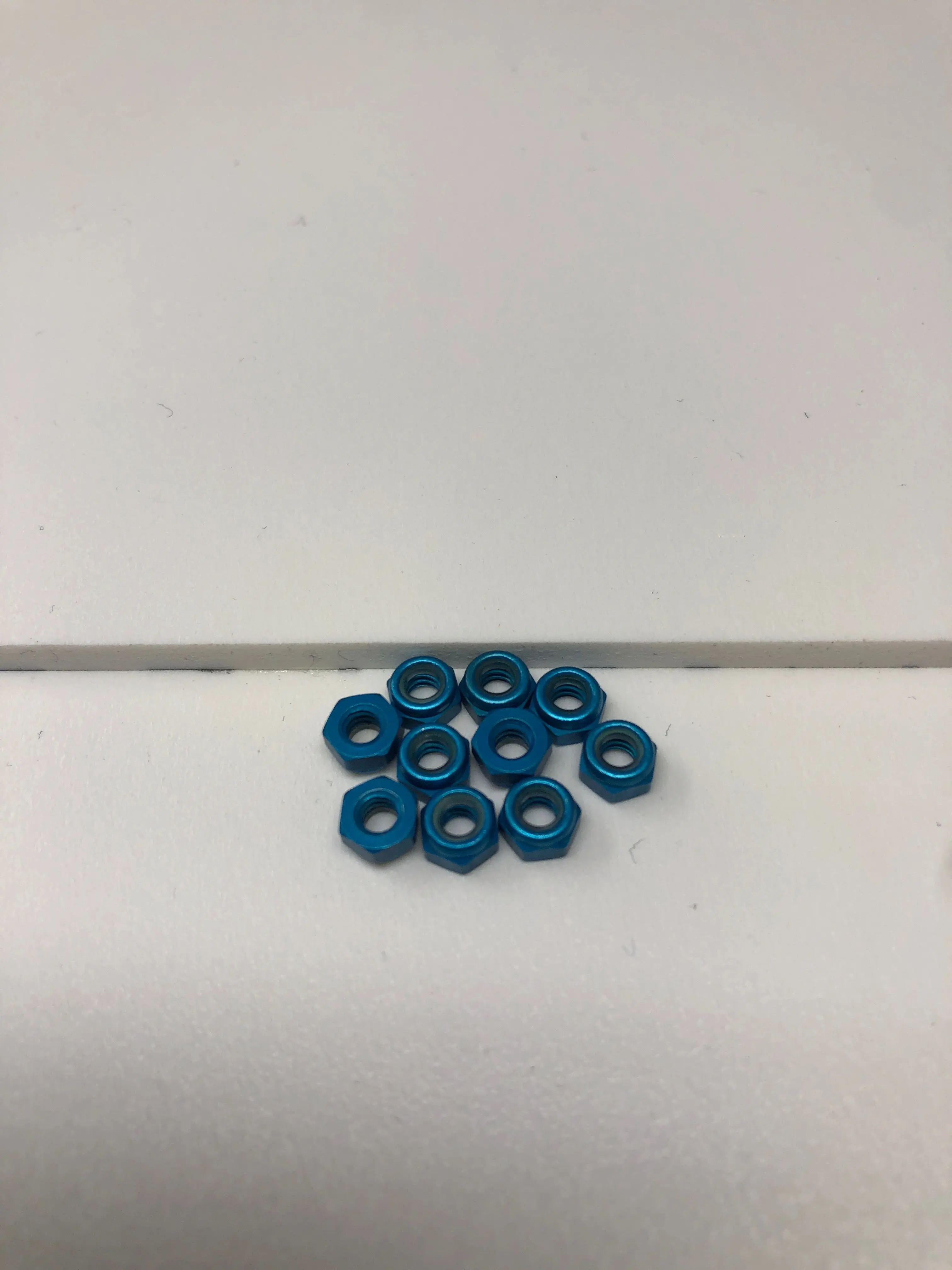4-40 Aluminum Hex Lock Nut 10pcs Blue
