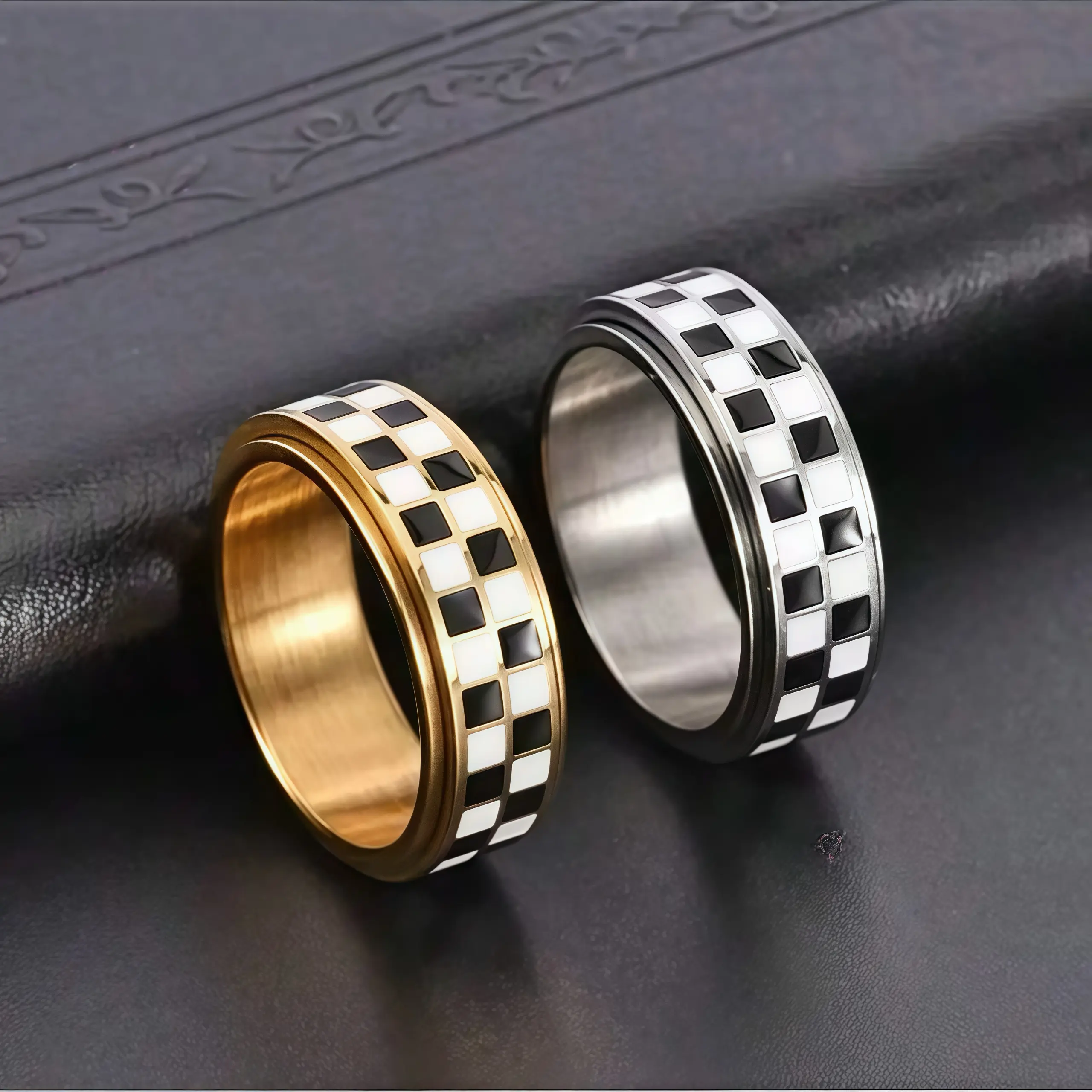 Virelyn Checkered T Fidget Ring for Adults, 18K Gold-Plated Stainless Steel, Stress Relief Accessory with Fashionable Geometric Design, Ideal Gift