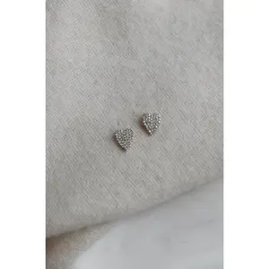 14k Gold Diamond Heart Earrings