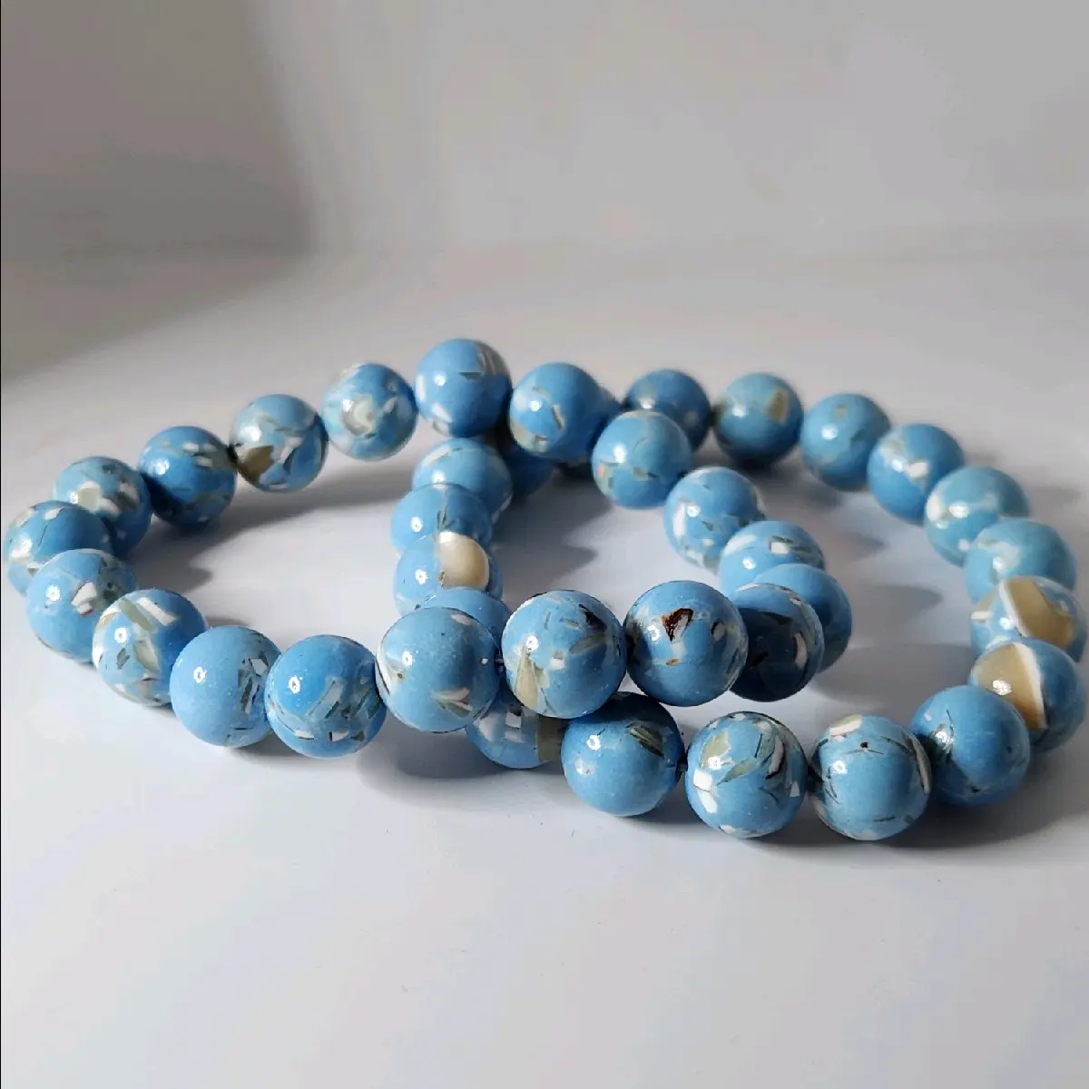 Beautiful Blue Sea Shell Beaded Bracelet 10mm