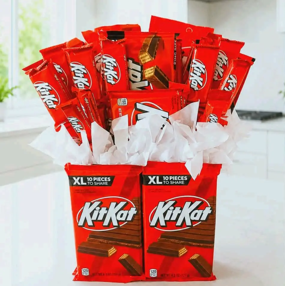 KitKat Chocolate Candy Bouquet, Candy Bars, Birthday, Get Well Soon, Retirement, Congratulations, Just Because, Sweet Gift Basket