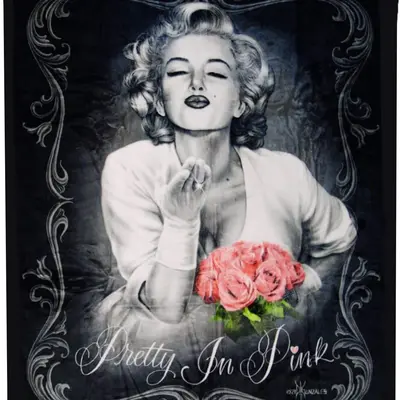 Marilyn Monroe Blanket Queen TikTok Shop