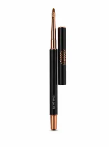 Yakelin Acosta -Nail Brush Oval #2  Nail Art brush