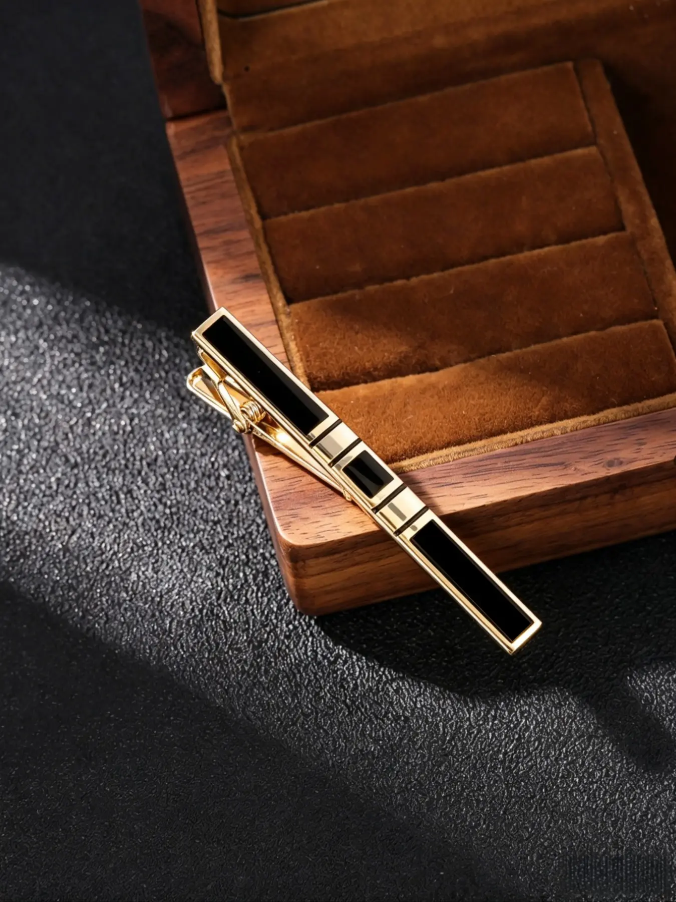 1 Pair Men's Formal Simple Style Plain Color Tie Clip, Elegant Clothes Accessories for Work & Daily Use, Trendy All-match & Exquisite Tie Clip for Birthday Gift