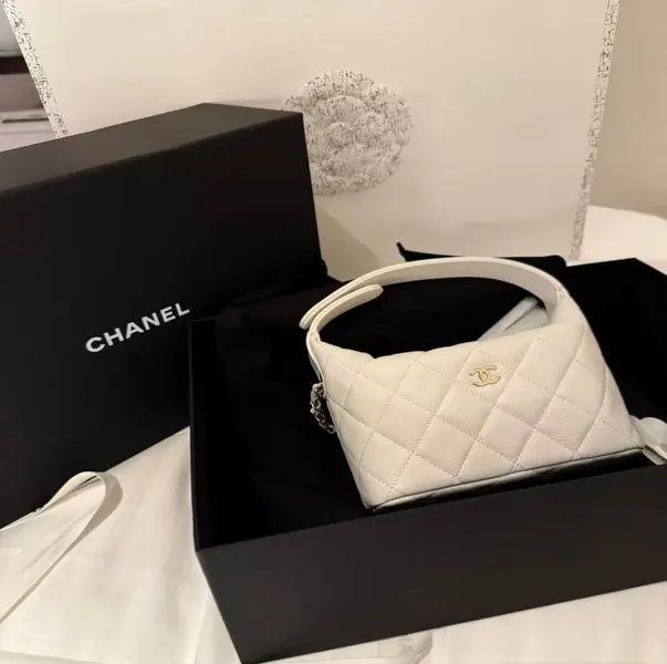 ‮ LENAHC  ‬OnTheGo PM Cream Light Blue Giant Monogram Empreinte Leather Women Tote Top Handle Crossbody Handbag