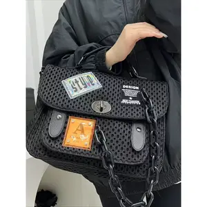 Ladies' fashionable casual tote bag, chain decorated street style city bag, Y2K front pocket crossbody bag, Chain Strap Crossbody, suitable for daily use and vacation
