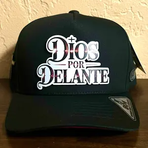 DIOS X DELANTE BLACK HAT