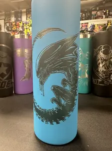 Laser Engraved 20oz Thermal Tumbler - Alien Aliens Queen Burster