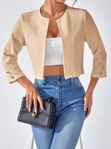 A women's khaki collarless three-quarter sleeve short jacket, commuting style slim and exquisite button decoration top, suitable for autumn and winter, suitable for commuting, coffee shop visits, light business negotiations, etc.