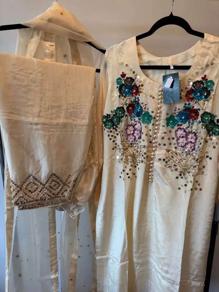 New 3pcs SILK full embroidered dress with shalwar L44