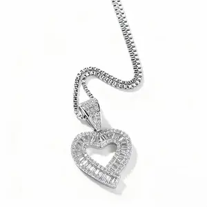 ICY HEART NECKLACE 18KT GOLD PLATED
