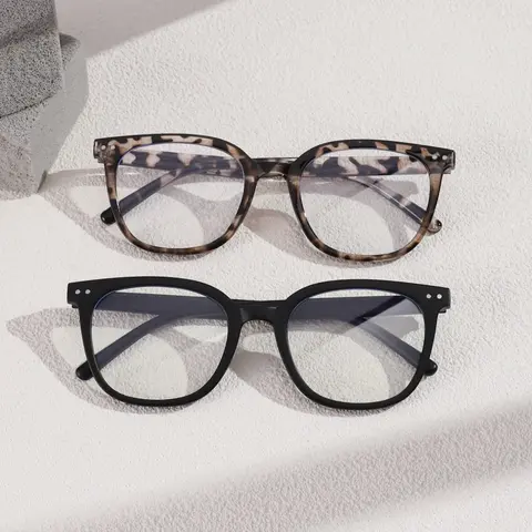 High-Quality Anti-Blue Light Glasses, Unisex Square Flat Lenses, PC Frame, Lightweight Durable Glasses, Lightweight Eyeglasses, Ideal for Computer TV Gaming Phone Use, All Seasons, Lightweight Eyewear