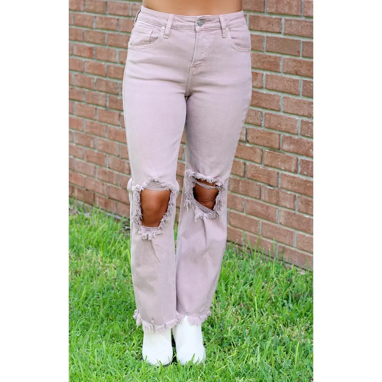 Babs High Rise Distressed Straight Jeans - Mauve